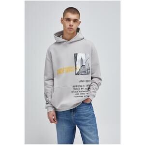 Pull & Bear Men's Small Graphic Hoodie Psychic Awareness Gray Comfort Streetwear